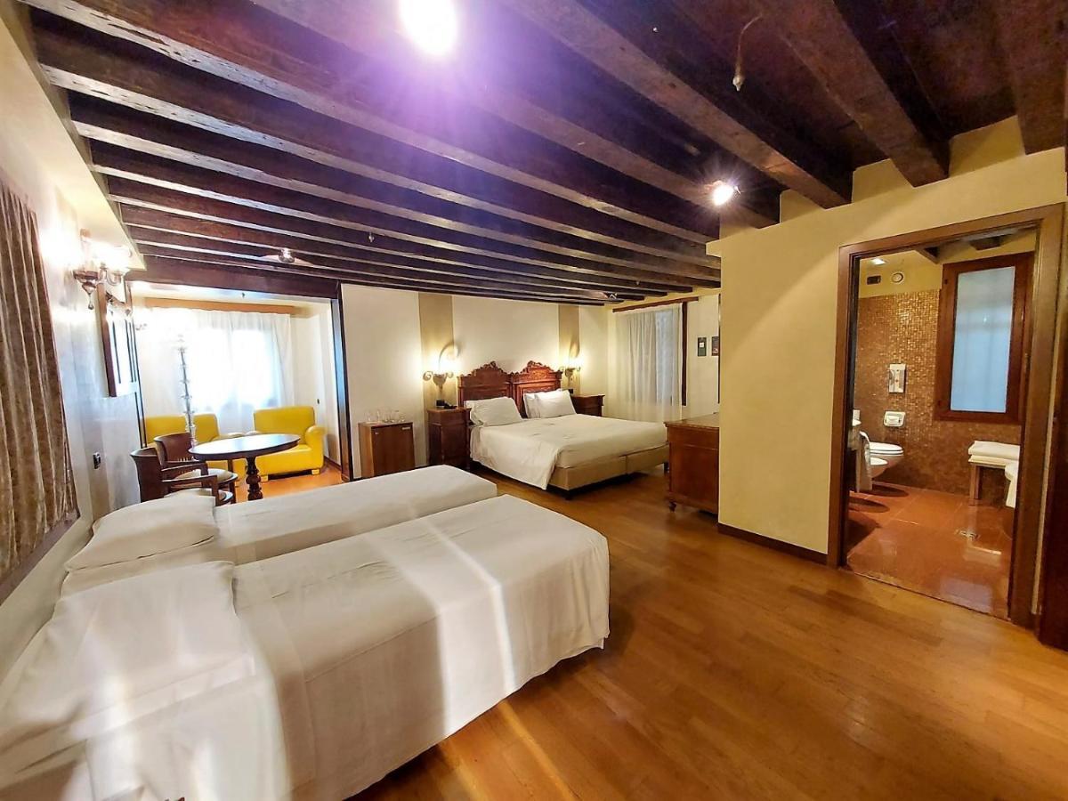 Hotel Saturnia & International Venice Exterior photo